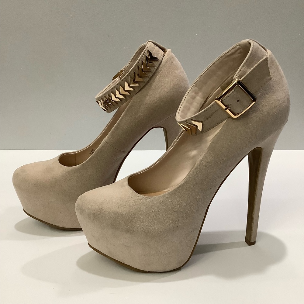 JustFab Platforms size 6